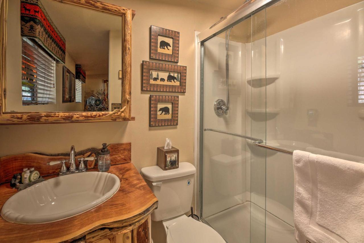 Rustic Lakeside Cabin - Family And Pet Friendly! Pinetop-Lakeside Eksteriør billede